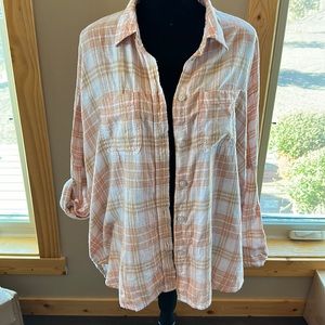 NWT American Eagle plaid button up top